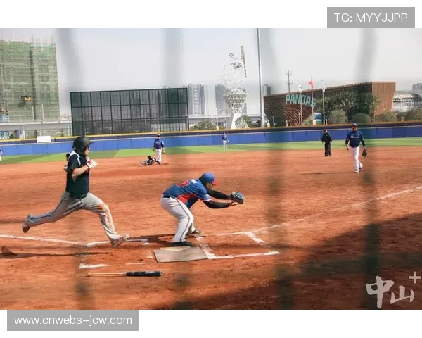 中山现有各类棒垒球队伍335支,受众超12万人 中山现有各类棒垒球队伍335支,受众超12万人